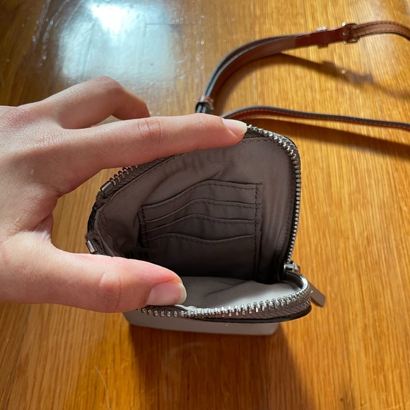 Tory Burch Mini Crossbody Phone and Card Holder - Picture 3 of 5